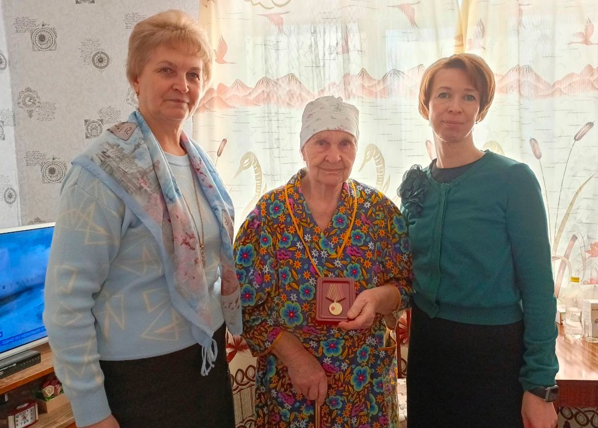#ВручениеМедали80летПобедывВОВ.